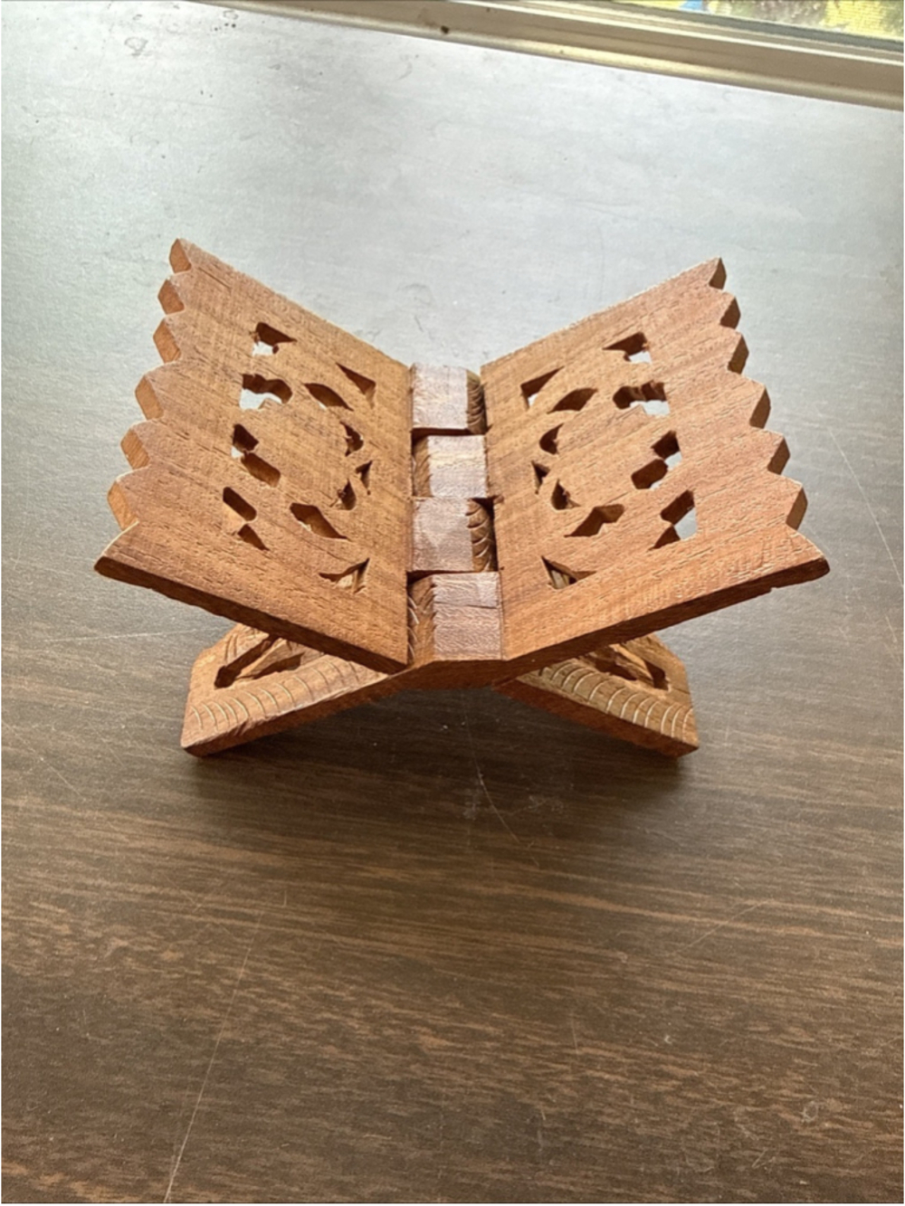 Carved Wood Foldable Book / Bible Stand Decorative Reading Holder Hands Free Exc